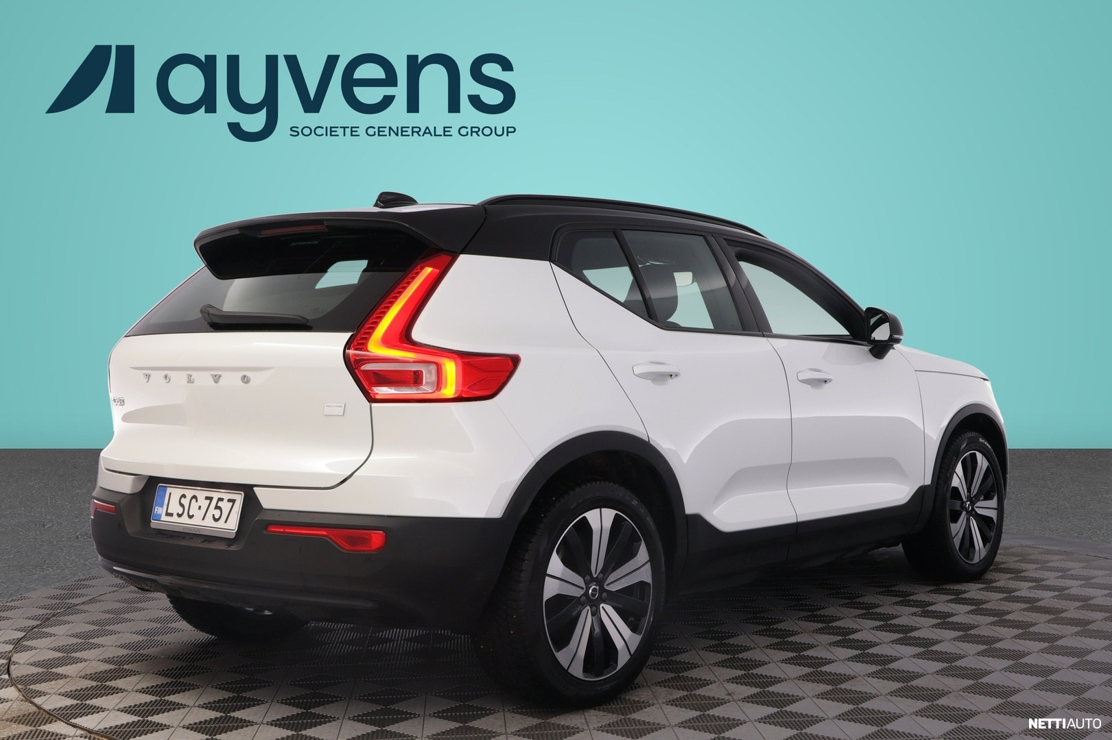 Volvo XC40 2023, kuva 4/19