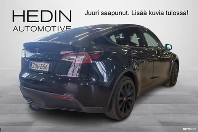 Tesla Model Y Long Range 2023, photo 2/8