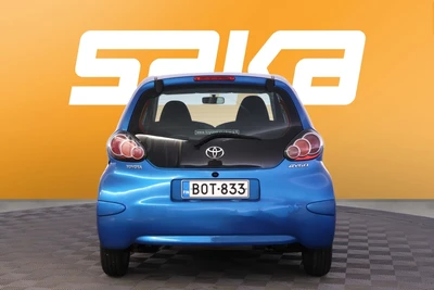 Toyota Aygo 1,0 VVT-i + 5ov 2011, photo 7/10