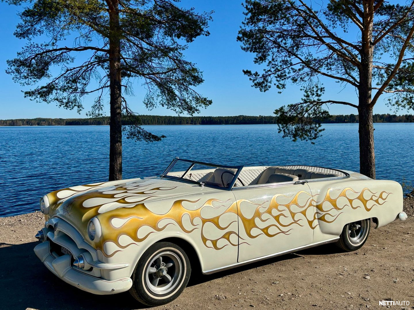 Packard Clipper