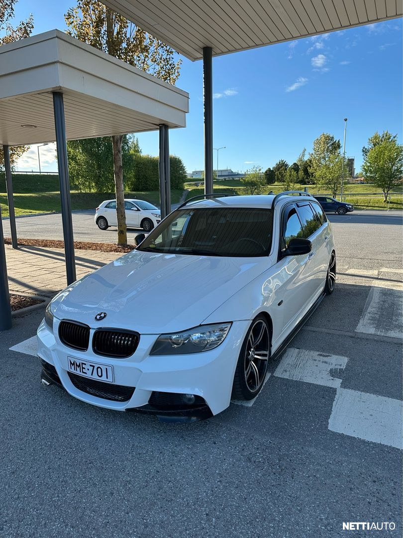 BMW 325