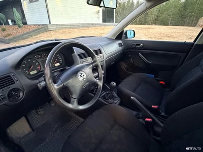 Volkswagen Bora 1,6 Firstline Juhlamalli 1999, kuva 5/6