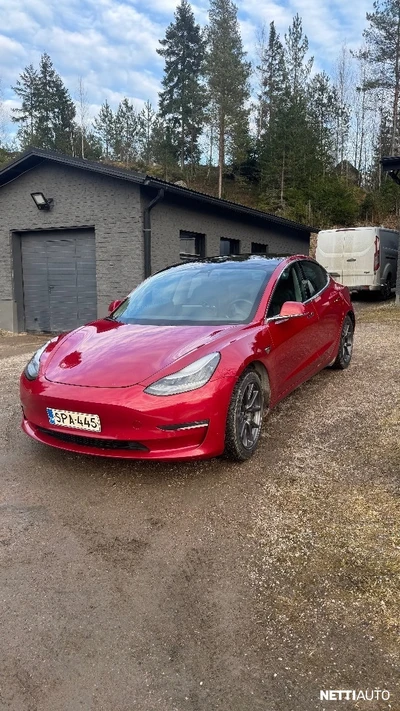 Tesla Model 3 Long-Range Dual Motor AWD 2019, photo 2/5