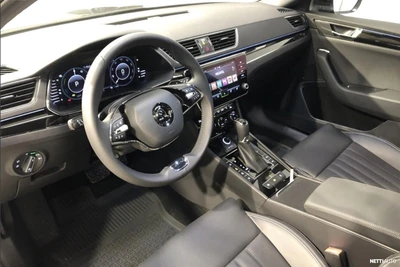 Skoda Superb 2021, kuva 4/6
