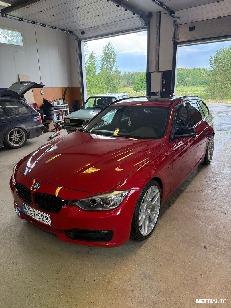 BMW 320