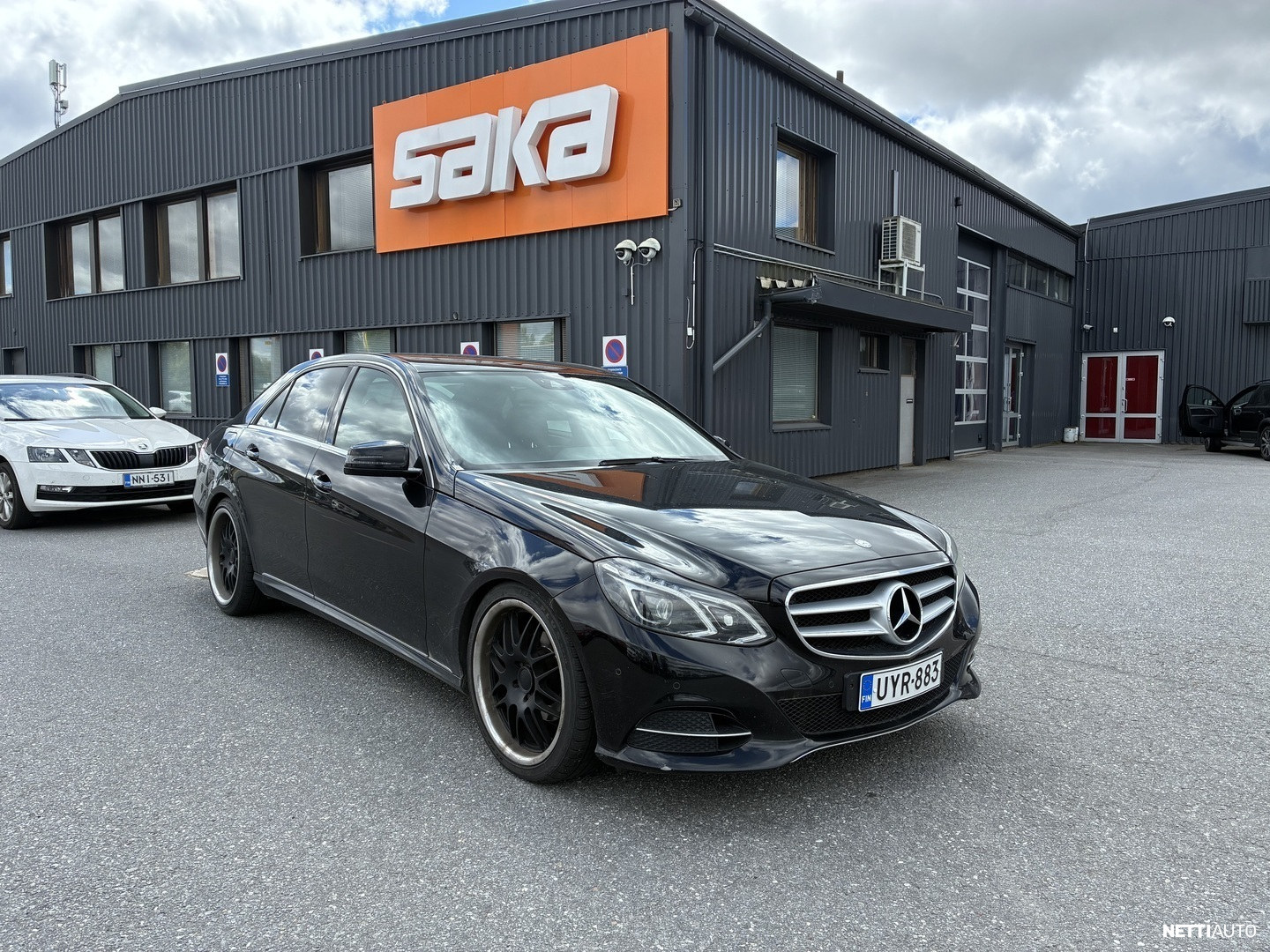 Mercedes-Benz E