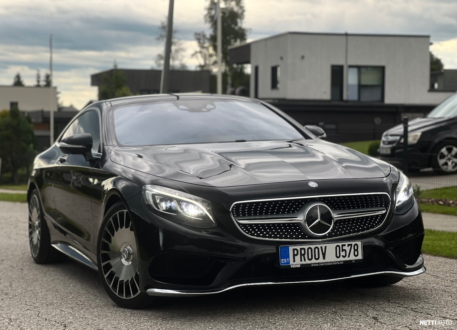 Mercedes-Benz S