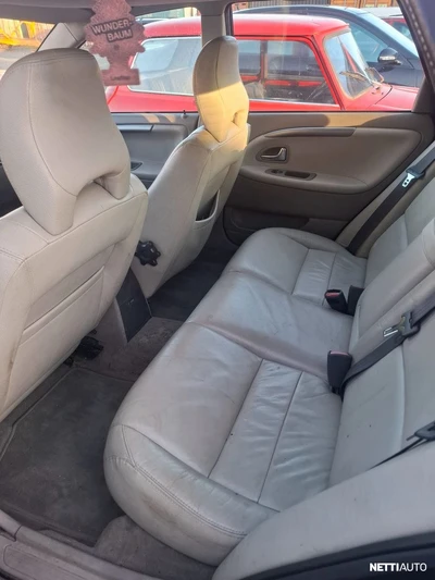 Volvo V40 2004, photo 5/7