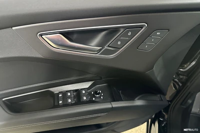 Audi Q4 e-tron 2026, photo 7/35