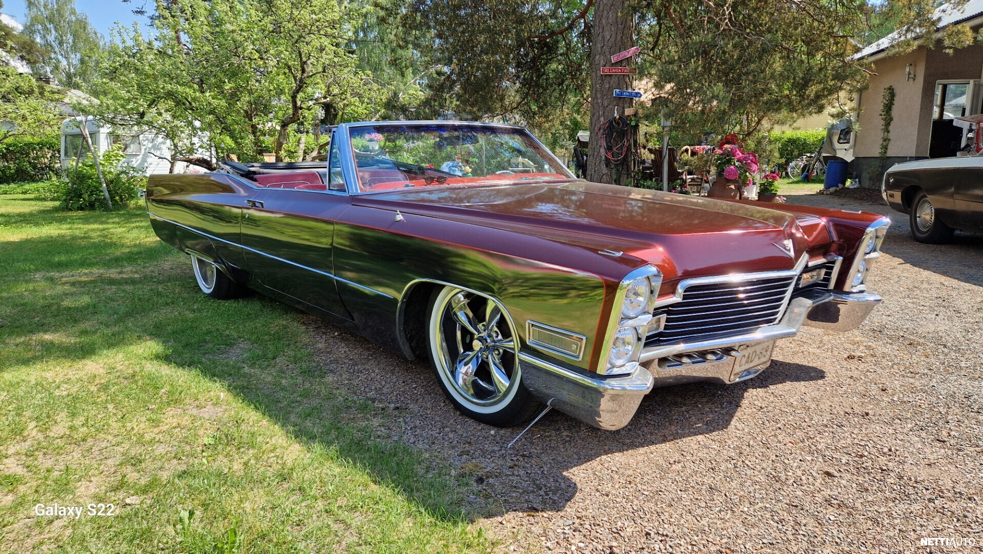 Cadillac De Ville