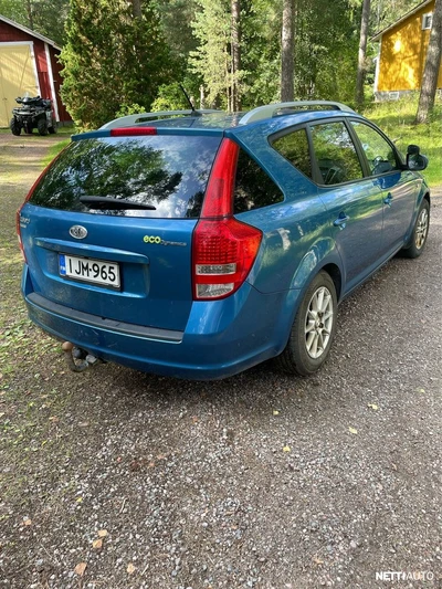 Kia Ceed 1,6 CRDi ISG EX SW EcoDynamics 2010, kuva 7/15