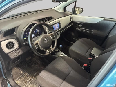 Toyota Yaris Hybrid Active 5ov 2013, kuva 4/4