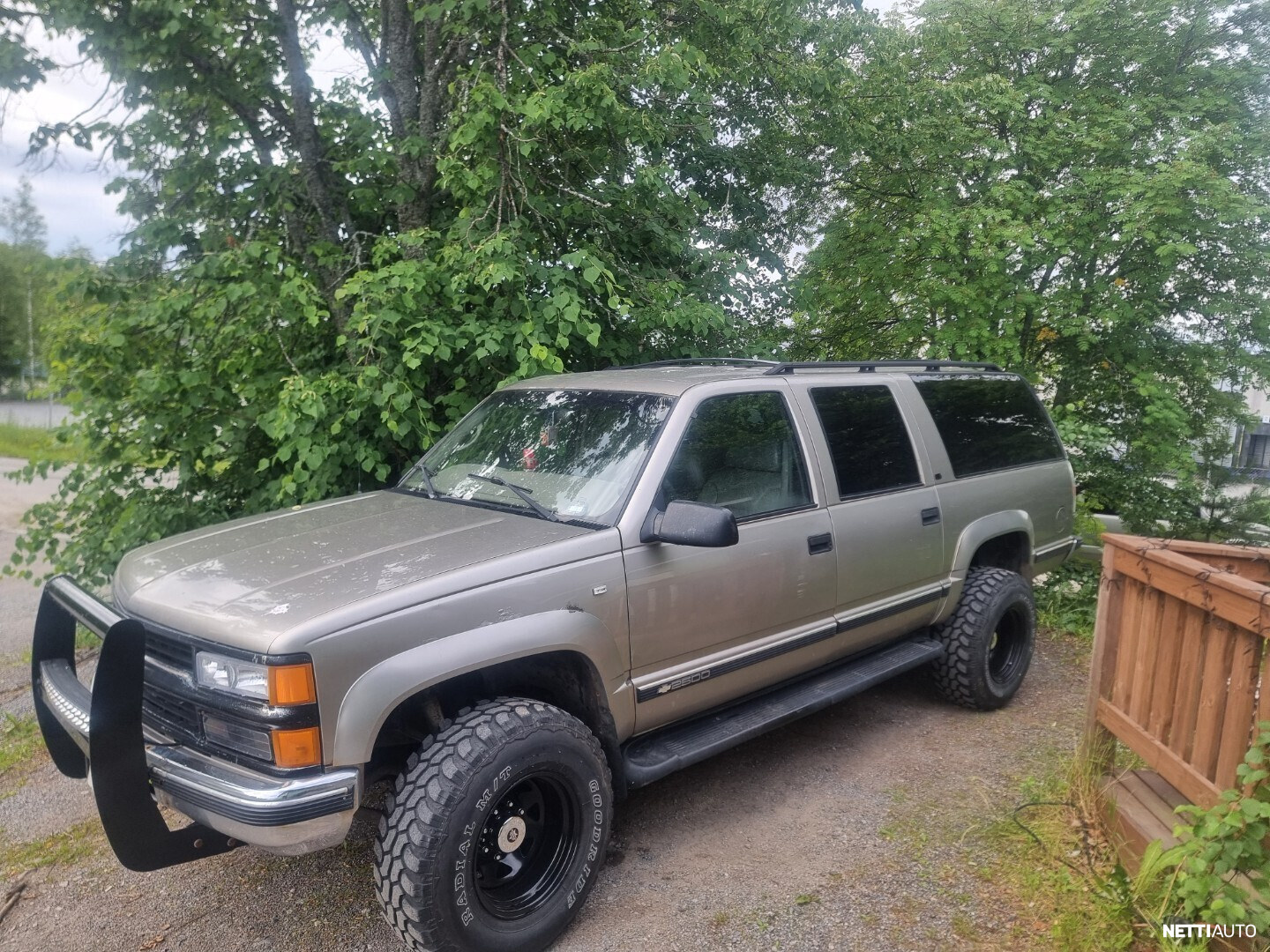 Chevrolet Suburban