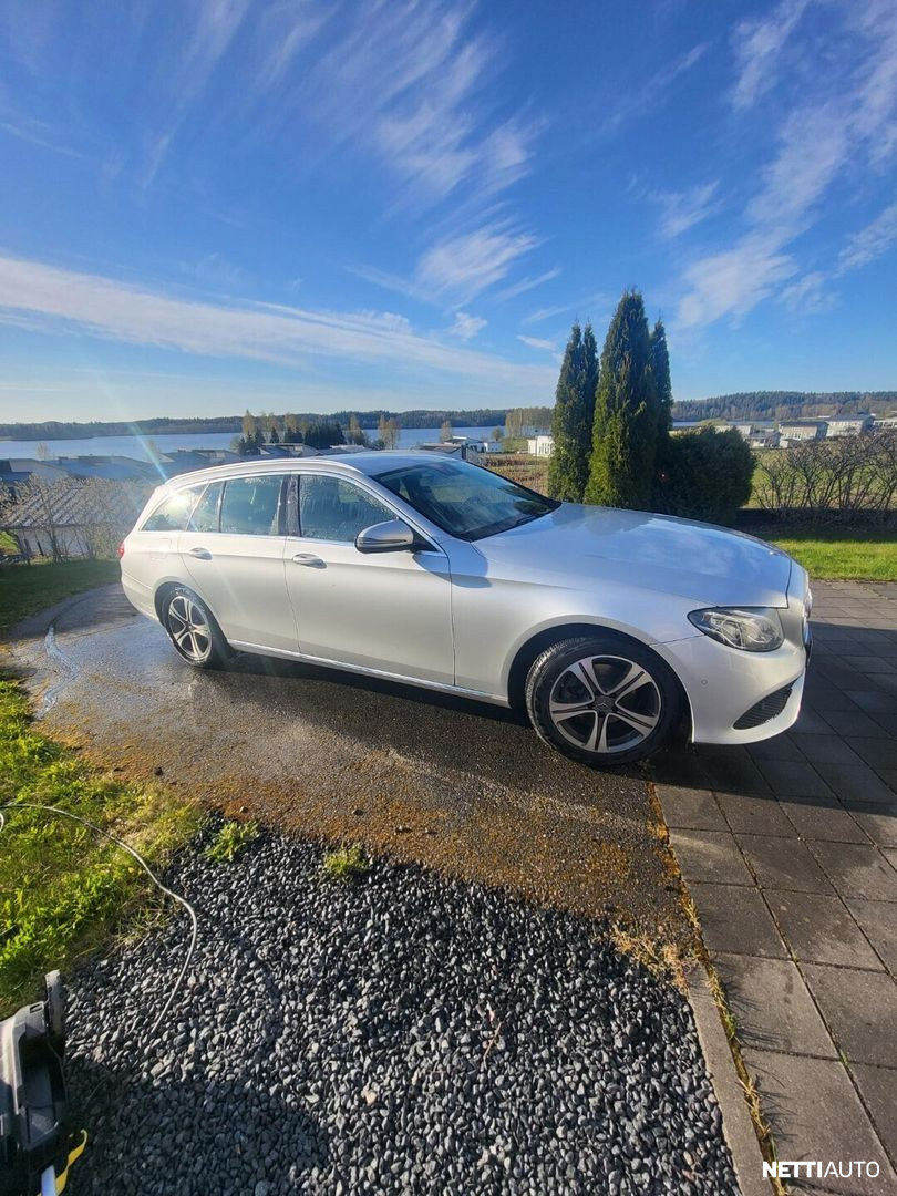 Mercedes-Benz E