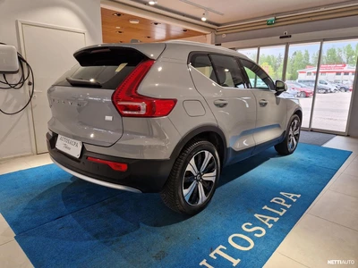 Volvo XC40 2024, photo 3/10