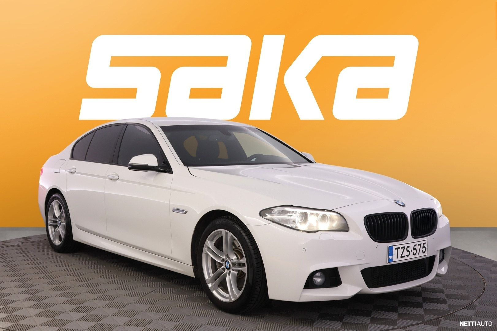 BMW 518