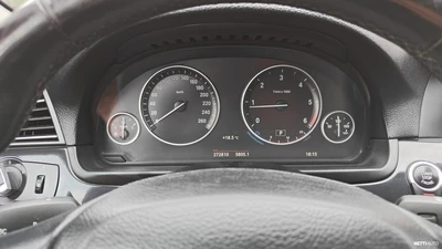 BMW 520 2017, photo 5/15