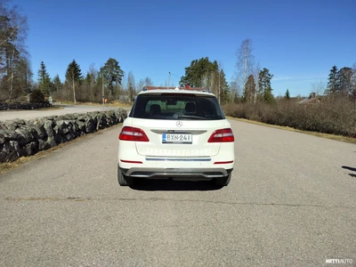 Mercedes-Benz ML 2015, photo 3/10
