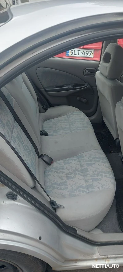 Nissan Almera 2000, kuva 5/8