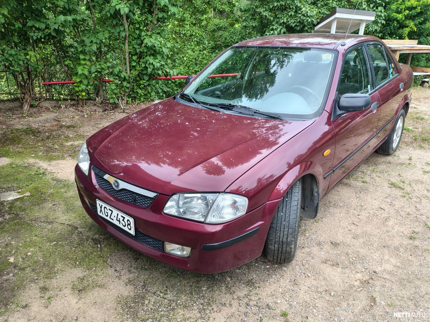 Mazda 323