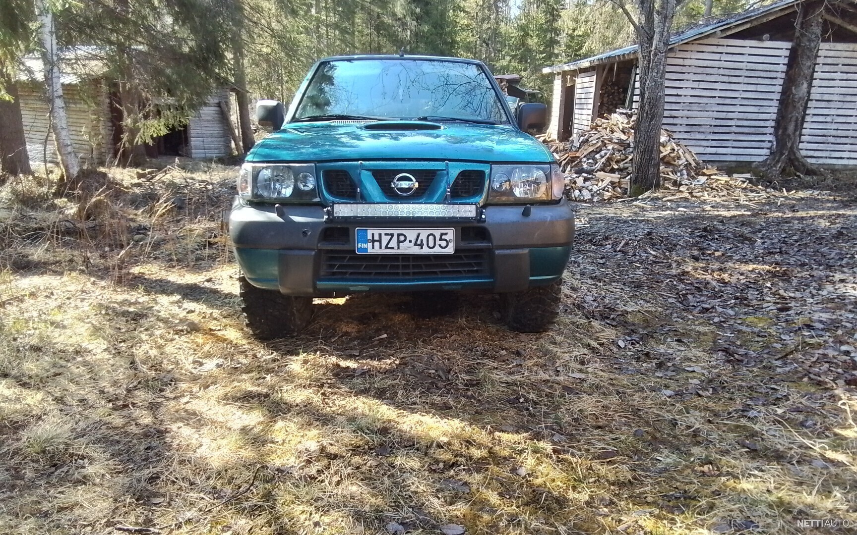 Nissan Terrano II