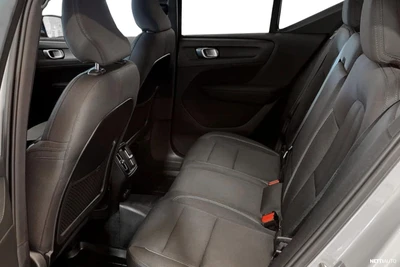 Volvo XC40 2022, photo 5/7