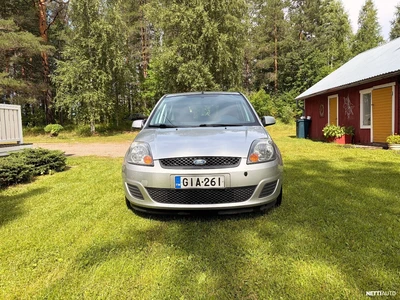 Ford Fiesta 1,4 80hv Limited M5 5-ovinen 2008, photo 4/9