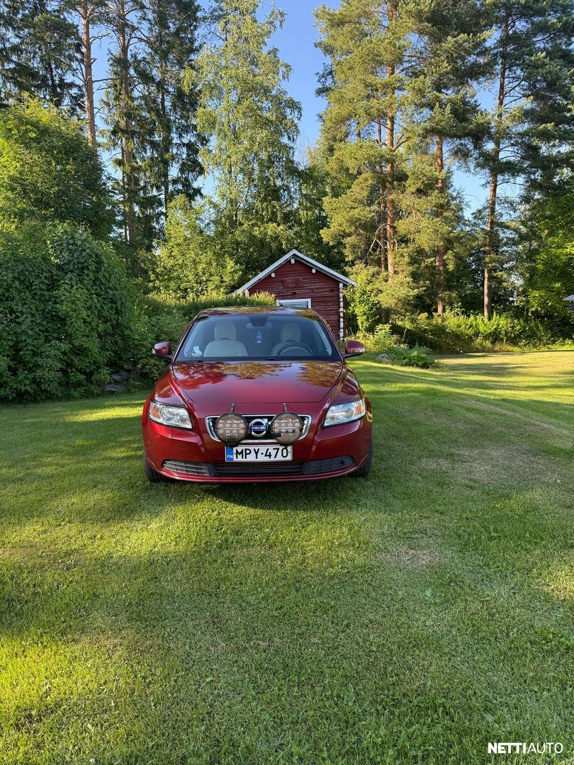 Volvo S40