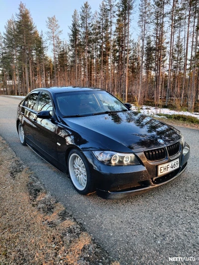 BMW 318 2005, photo 2/19