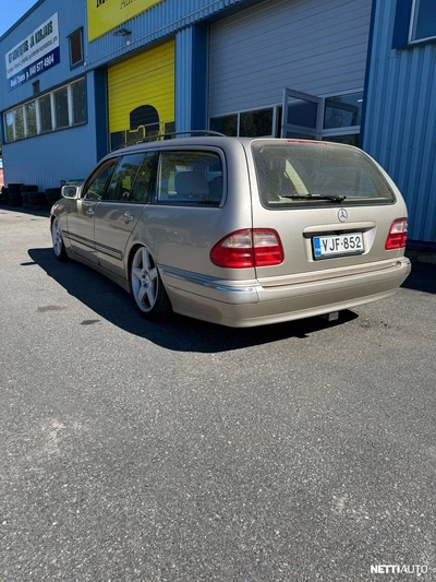 Mercedes-Benz E 200 Kompressor 2002, photo 2/10