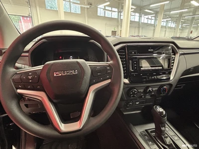 Isuzu D-Max 2025, photo 7/12