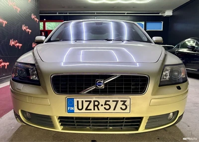 Volvo S40 2.4 Automaatti 2004, kuva 7/28