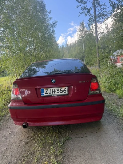 BMW 318 2002, kuva 7/8