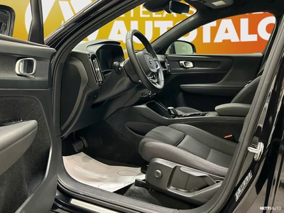 Volvo C40 2023, photo 6/26