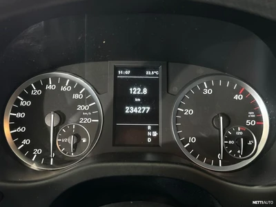 Mercedes-Benz Vito 2015, photo 3/23