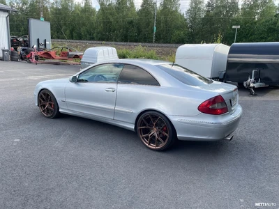 Mercedes-Benz CLK 2005, kuva 4/8