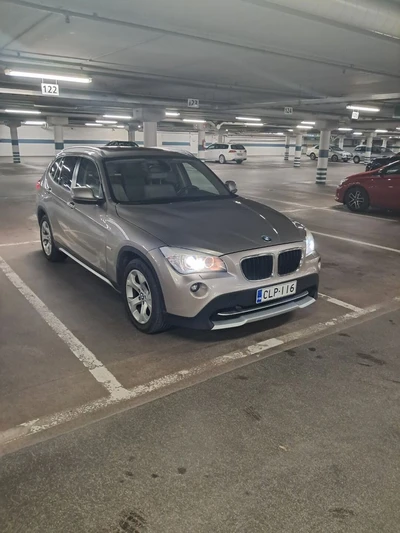 BMW X1 2011, kuva 1/11