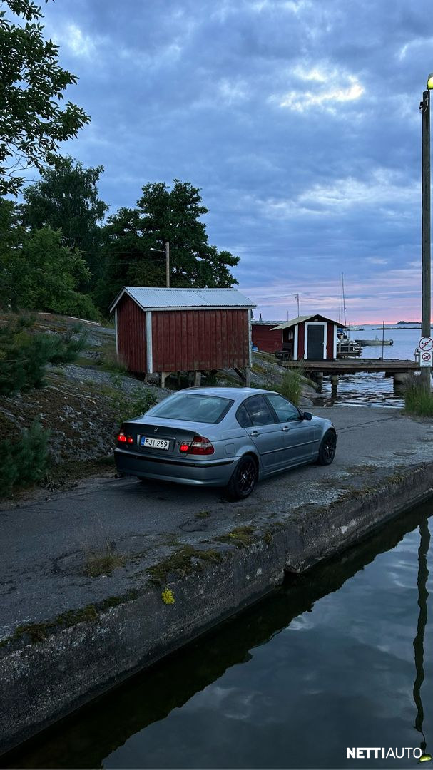 BMW 320