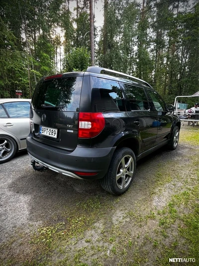 Skoda Yeti 2,0 TDI 4x4 Adventure 2013, kuva 2/8