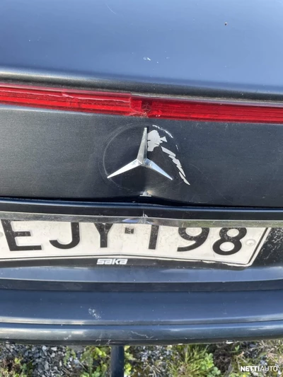 Mercedes-Benz E 2004, kuva 3/10