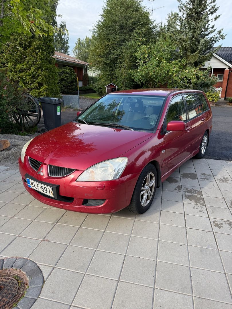 Mitsubishi Lancer