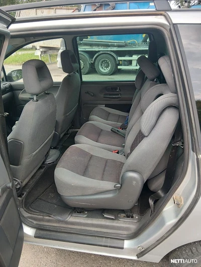 Ford Galaxy Galaxy 2004, kuva 6/10