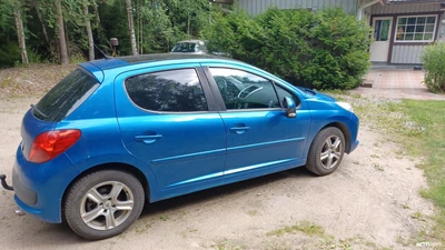 Peugeot 207 Viistoperä 2007, photo 3/10
