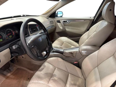 Volvo V70 2,5T AWD Geartronic 2005, photo 6/18