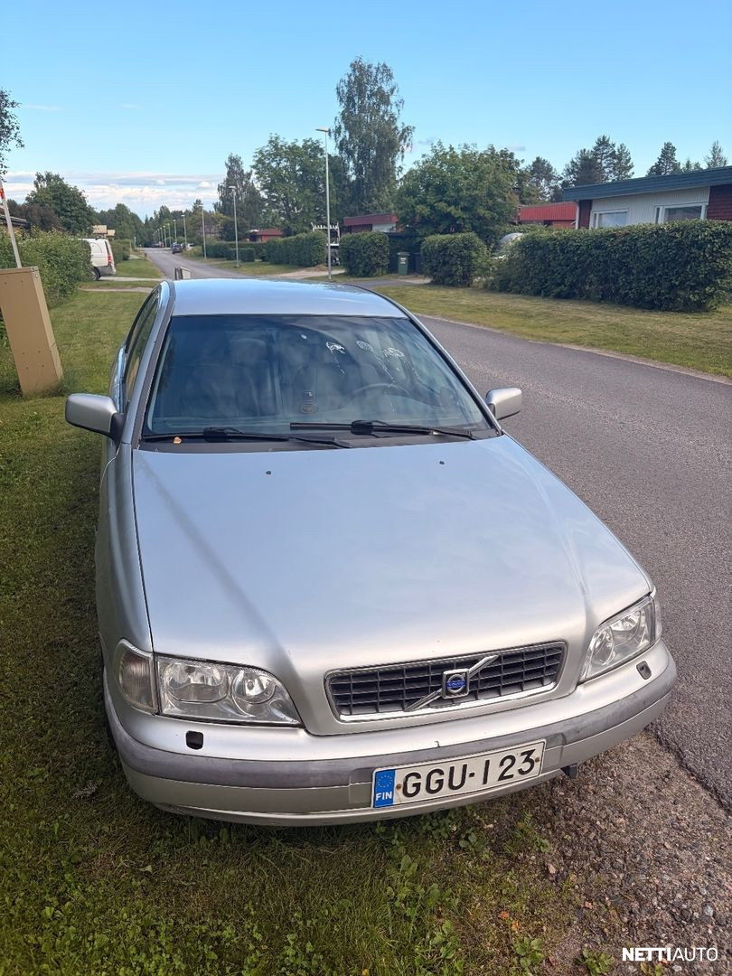 Volvo S40