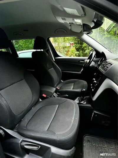 Skoda Yeti 2,0 TDI 4x4 Adventure 2013, kuva 5/8