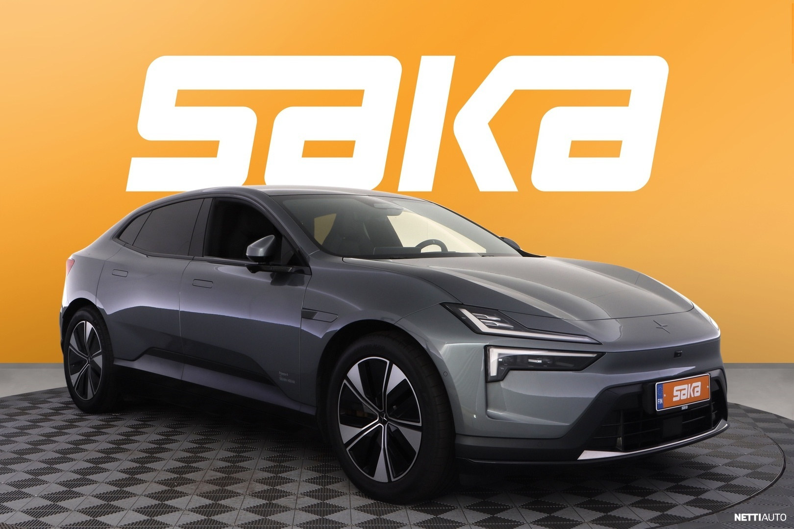 Polestar 4