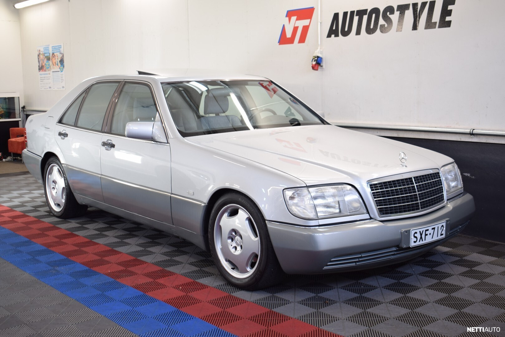Mercedes-Benz S