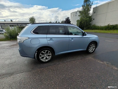 Mitsubishi Outlander PHEV 2014, photo 5/10