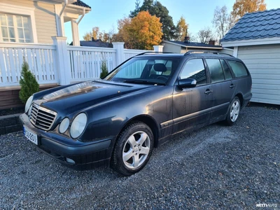 Mercedes-Benz E 280 4Matic A 2001, photo 1/3